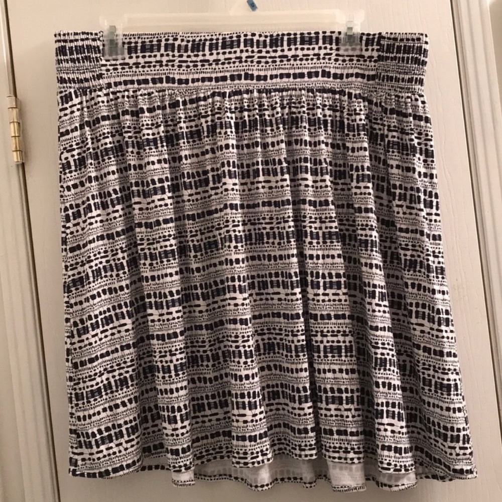 (18/20) Lane Bryant Plus Size Geometric Skirt